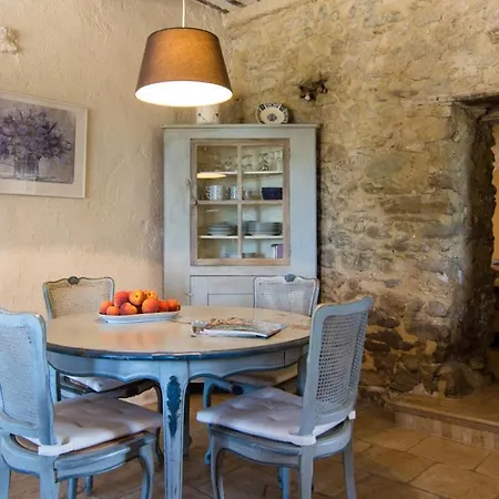 La Petite Grande Lurs