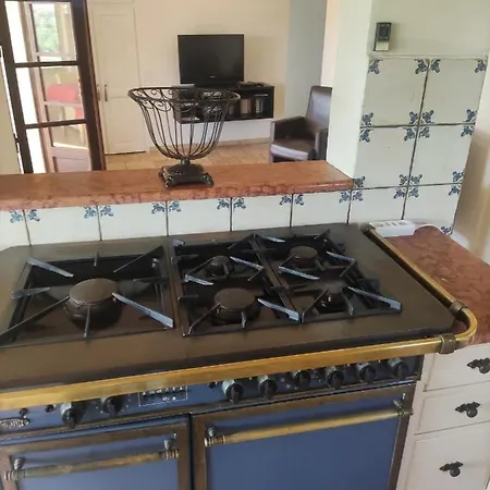 La Petite Grande * Lurs