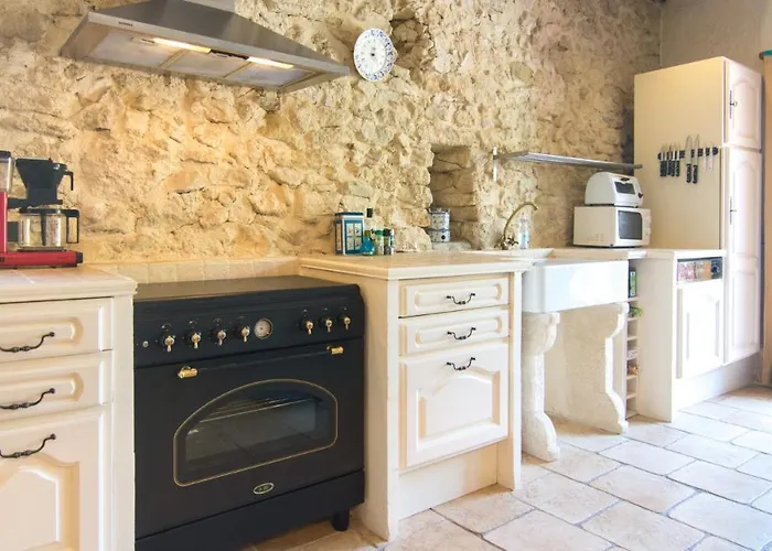 La Petite Grande Apartment