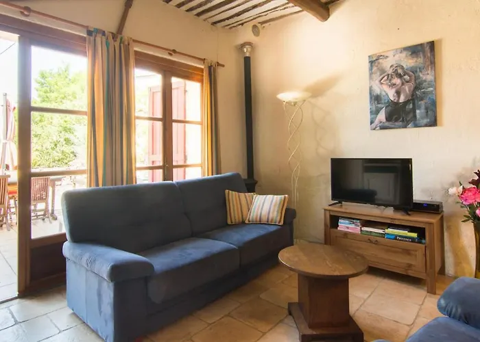 La Petite Grande Apartment