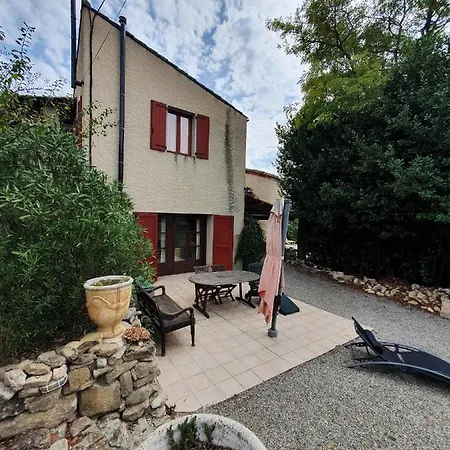 La Petite Grande Apartment *