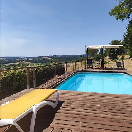 La Petite Grande