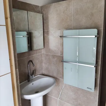 La Petite Grande Apartman *