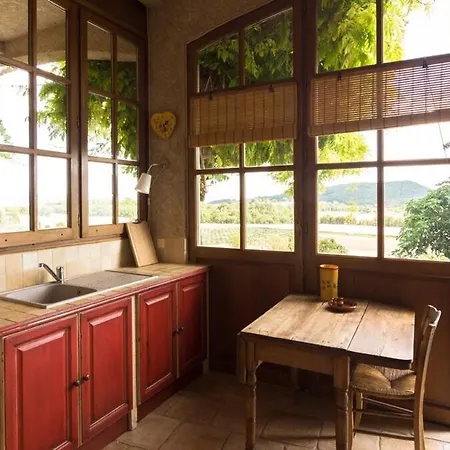 La Petite Grande Apartman *