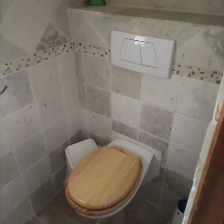 La Petite Grande
