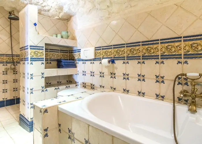 La Petite Grande Lurs